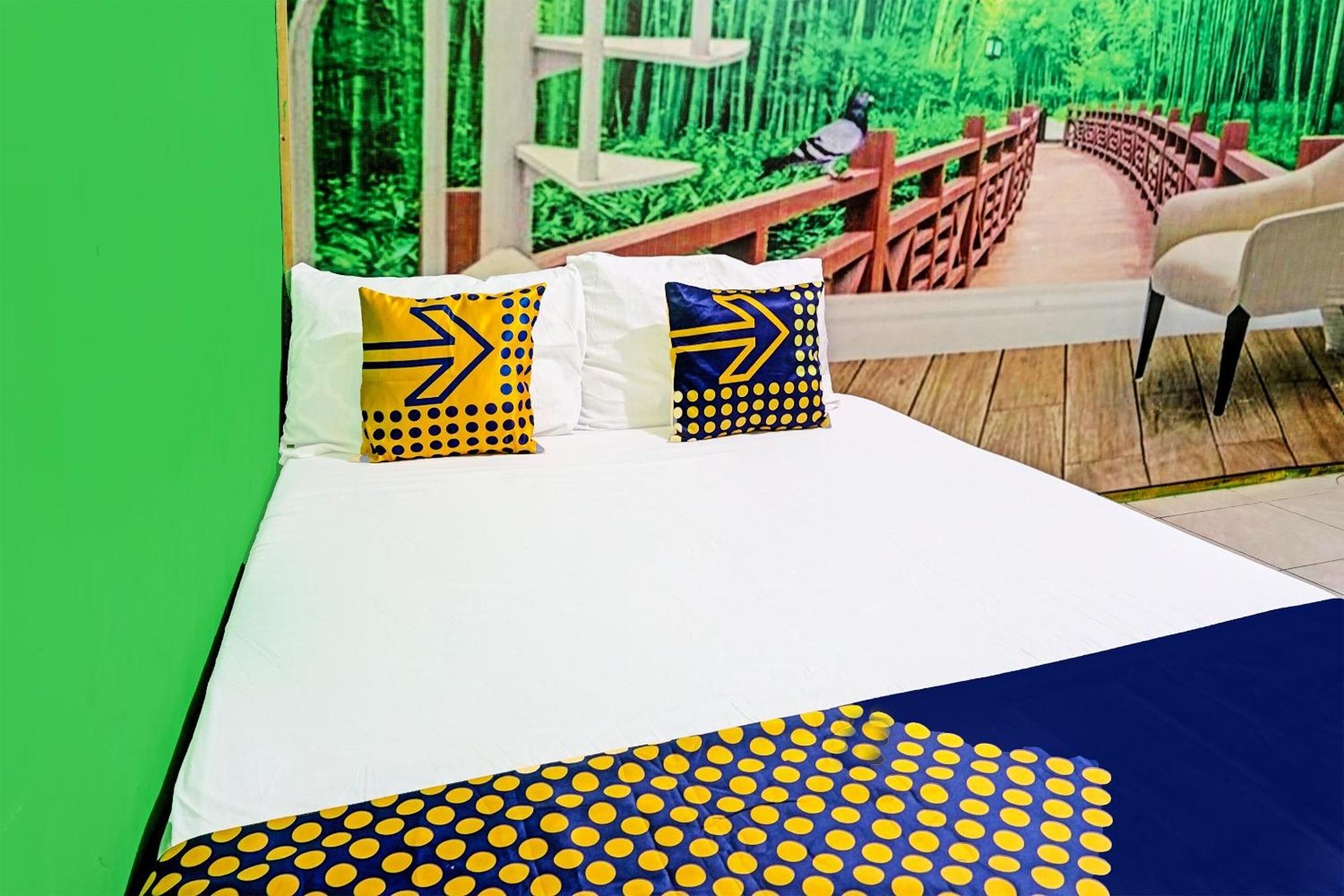 Oyo 91697 Nyaman Homestay Syariah Pare Luaran gambar